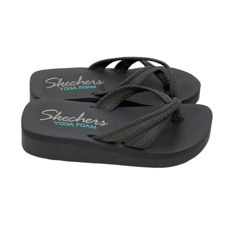 Skechers Size 7 Ramblers Gray Strappy Wedge Heel Sandals Toe Loop Slides